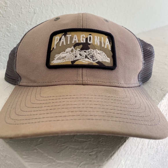Patagonia Mountains Classic Rare Trucker Cap Snapback - Picture 1 of 3